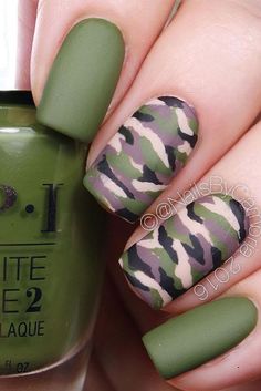 Nail Shapes Squoval, Ring Finger Nails, Fun Summer Nails, Squoval Nails, Short Coffin, Nails Green