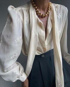 Eclipse Aesthetic, Vintage Fashion Aesthetic, Look Vintage, Fashion Aesthetic, My Account, Casual Style Outfits, White Blouse, Fashion Details, Aesthetic Fashion