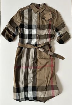 I just added a new item to eBay, NWT $760 Burberry Kelsy Women’s Toupe Brown Check Dress 6 US (40 Euro) 8080374! #eBay #eBaySeller Check Dress, Brands Outlet, Burberry, Dress Outfits, Things To Sell, Collar, Clothes For Women, Clothes