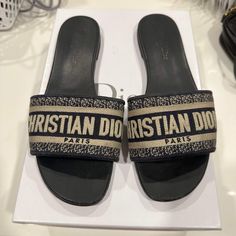 Size 39. Box Not Included Christian Dior Sandals Outfit, Christian Dior Shoes Outfit, Dior Shoes Aesthetic, Dior Sandals Outfit, Christian Dior Slippers, Branded Sandals, Dior Slippers, Christian Dior Slides