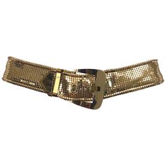 Chic early 80s vintage WHITING & DAVIS gold chain mail metal belt ! Features signature chainmail in a bright metallic gold. Large gold buckle. Really makes any outfit complete. Great with pants, jeans, over a dress or skirt. In great condition Made in USA Approximately Size Small / Medium Measurements: 27-29.5 inch waist Cute Belts, Belts Aesthetic, 80s Belt, Black Leather Corset, Gold Clothing, Dope Jewelry Accessories, Accessories Outfit, Tropical Girl, Versace Gold