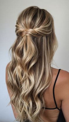 Half Up Hairstyles Wedding Bridesmaid, Hoco 2024 Hair, Hair Down Homecoming Styles, Easy Bridesmaid Hairstyles Updo, Curl Hair Half Up Half Down, Homecoming Down Hairstyles, Half Up Half Down Hairstyles For Hoco, Homecoming Half Up Half Down, Hoco Hair Inspo Half Up Half Down