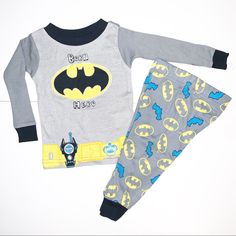 Batman Pajamas 9 Months (Not 9-12 Months) Brand New With Tags. Comes From A Pet And Smoke Free Home. Feel Free To Make An Offer! Like More Than One Item?! Just Let Me Know & I Can Bundle Your Items For You To Save On Shipping. #472 Long Sleeve Graphic Print Bedtime Set, Cute Long Sleeve Sets With Graphic Print, Cute Graphic Print Long Sleeve Sets, Fun Cotton Sets With Character Print, Cotton Sleep Sets With Character Print, Long Sleeve Graphic Print Playtime Sets, Long Sleeve Graphic Print Sets For Playtime, Graphic Print Long Sleeve Sets For Playtime, Cotton Sleepwear Sets With Character Print