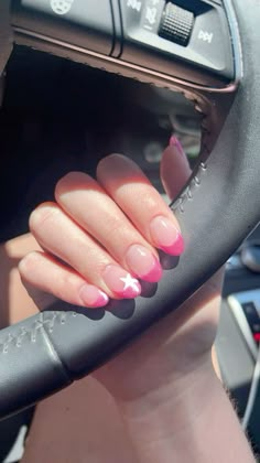 Simple Nails School, School Nail Inspiration, Hoț Girl Summer Nails, Nails For Europe Trip Summer, Nail Inspo For 7th Grade, Back To School Nail Inspo Acrylic, Nail Gel X Designs, Preppy Back To School Nails, French Nails Different Colors