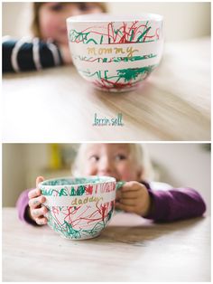 Diy Christmas Mugs, Mug Noel, Sharpie Mugs, Diy Christmas Gifts For Kids, Diy Sharpie Mug, Sharpie Crafts, Sharpie Mug, Diy Sharpie, Mug Crafts