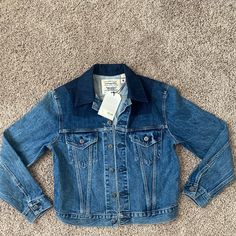 Levi's Made & Crafted Japanese Denim Trucker Jacket Womens Size Medium Nwt Blue Levi's Dark Wash Denim Jacket For Fall, Levi's Dark Wash Denim Jacket For Spring, Levi's Blue Long Sleeve Denim Jacket, Levi's Blue Relaxed Fit Denim Jacket, Levi's Blue Denim Jacket For Fall, Sherpa Jean Jacket, Levi Jean Jacket, Hoodie Jacket Women, Light Wash Denim Jacket