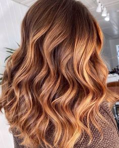 Strawberry Balayage, Natural Auburn Hair, Deep Auburn Hair, Light Auburn Hair Color, Auburn Hair Balayage, Brown Auburn Hair, Balayage Hair Ideas, Auburn Red Hair, Light Auburn Hair