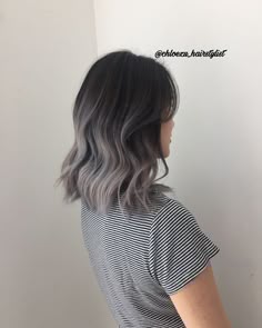 Short Hair Makeup, Silver Ombre Hair, Ombre Hairstyles, Grey Ombre Hair, Short Ombre Hair, Silver Ombre, Hair Silver, Ombré Hair, Short Hair Balayage