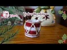 Tutorial with video to crochet a Christmas drum amigurumi to decorate the Christmas Tree. Follow the pattern and share with your friends. Christmas Drum, Tutorial Amigurumi, Video Tutorial, The Christmas, Drums, Amigurumi, Christmas Tree, Crochet, Christmas