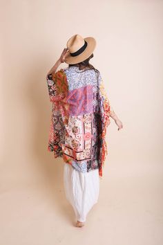 Boho Floral Patchwork Kimono Patchwork Kimono, Boho Patchwork, Floral Patchwork, Floral Fit, Boho Kimono, Kimono Cardigan, Patchwork Designs, Women's Wardrobe, Boho Floral