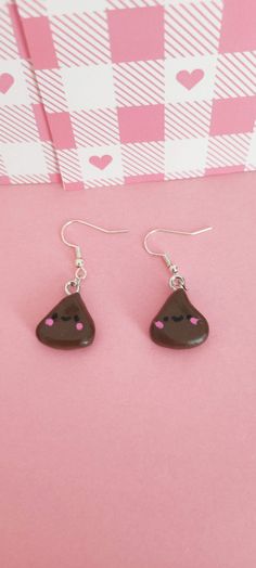 These poopsie earrings were made especially for: your bestie or that family member who's got toilet humour! Toilet Humour, Meme Happy, Earrings Funny, Toilet Humor, Funny Earrings, Funny Meme, Favorite Jewelry, Jewelry Earrings Dangle, Dangle Drop Earrings