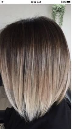 Back To Natural Hair Color, Color Ideas For Short Hair, Ideas For Short Hair, 50 Hair, Ash Blonde Hair, Blonde Hair With Highlights, Hair Color Pink, Short Hair Balayage, Short Hair Color