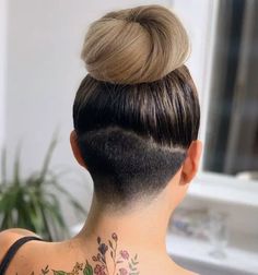 Long Hair Undercut Women 21 Ideas: Unleashing Your Inner Edge Shaved Undercut Long Hair, Long Hair Undercut Women, Undercut Hairstyles Women Long Hair, Feminine Undercut Long Hair, Feminine Undercut, Hair Suite, Long Undercut