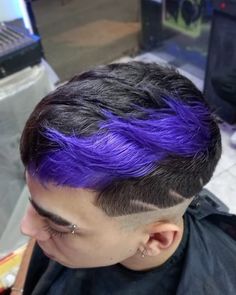 Men Color Hair Ideas, Hair Dye Styles For Men, Mens Colored Hair Ideas, Purple Hair Men, Men Purple Hair, Hair Tattoo Men, Green Hair Color Ideas, Green Hair Color, Bleached Hair Men