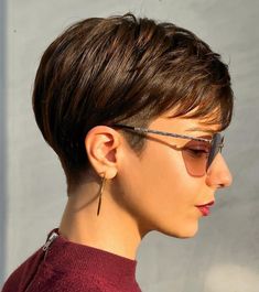 Short Undercut Hairstyle for Thick Hair Undercut Hairstyle, Short Undercut, Wedge Hairstyles, Bob Hairstyles For Thick, Pixie Haircut For Thick Hair, Short Hair Undercut, Short Hairstyles For Thick Hair, Short Layered Haircuts