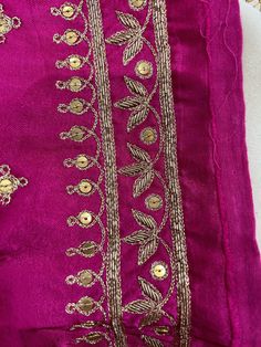 Bottom Work Design, Aari Work Blouse Hand Border Design, Dupatta Border Design, Aari Work Saree Border Designs, Khat Work Blouse Design, Hand Work Embroidery Suits, Aari Work Saree, Marodi Work, Lengha Blouse Designs