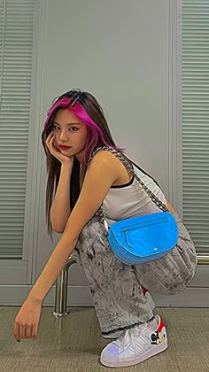 ITZY YEJI 17 Kpop, Indie Girl, Dara Kpop, Kpop Girl Bands, Indie Kids, Girl Bands, Kpop Outfits, Girl Icons