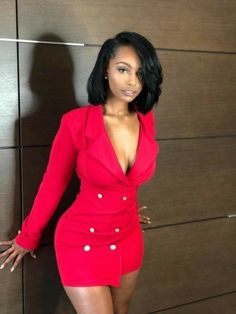 Fun Dresses, Looks Black, Look Fashion, Classy Outfits, Fashion Inspo Outfits, Chic Outfits, Red Dress, Click Here, A Woman