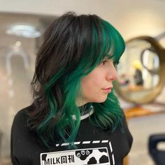 Green Hair Streaks, Black And Green Hair, Emerald Green Hair, The Best Hair Products, Color Block Hair, Green Hair Dye, Best Hair Products, Split Dyed Hair