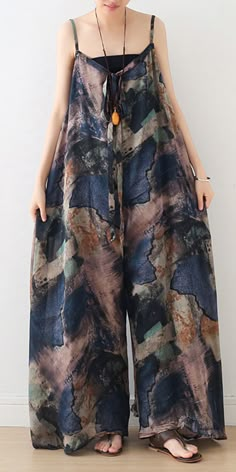 Blue Suspender Print Women Summer New Oversized Wide Leg Pants Outfit Ideas 2024, Blue Suspenders, Summer Outfits 2024, Fashion Outfit Ideas, Outfit Ideas For Women, Trendy Summer Outfits, Fashionista Clothes, Jumpsuit Fashion