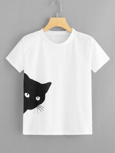 nnnnnnnnBlack Cat Tshrt DAPnnnnnn, This t-shirt is Made To Order, one by one printed so we can control the quality. T Shirt Painting, Shirt Design Inspiration, Shirt Print Design, ��자수 디자인, Cooler Look, Painted Clothes, Creation Couture, Tee Shirt Designs, Tshirt Outfits