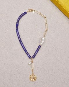 Diy Braided Bracelet, Jewels Diy, Jewelry Photography Styling, Lapis Lazuli Necklace, Jewelry Making Project, Handmade Jewelry Diy