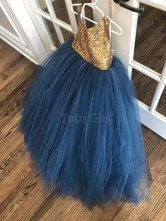 Gold Tutu Dress, Flower Girl Dresses Navy, Glittery Top, Champagne Flower Girl, Flower Girl Outfit, Dress Sew, Gold Tutu, Flower Girl Dresses Blue, Blue Tutu