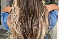 Highlites On Brown Hair, Sunkissed Look, Strawberry Blonde Hair Color, Hair Color Caramel, Cool Blonde Hair, Creamy Blonde, Balayage Ombre, Dirty Blonde Hair