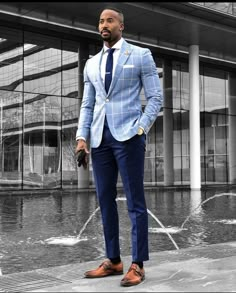 Black Men Suits Fashion, Mens Outfits Korean, Black Men Casual Style, Outfits Korean Style, Black Men Suits, Terno Slim Fit, Suits And Sneakers, Gentleman's Club, Mens Business Casual