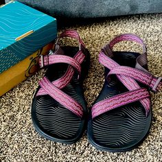 Women’s Chaco Sandals, Size W7. New Never Worn. Chaco Slides, Black Chacos, Hiking Sandals Womens, Chaco Sandals, Adjustable Shoes, Chacos Sandals, Toe Loop Sandals, Chaco Shoes, Hiking Sandals