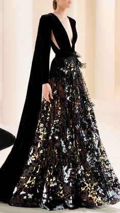 Ellie Saab Gowns, Elie Saab Fall, Bride Veil, Women Dresses Classy, Ballroom Dress, Black Evening Dresses, Black Wedding Dresses, Evening Outfits