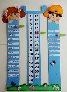 two children's growth chart hanging on the wall with numbers in spanish and english