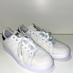 Adidas Stan Smith Adv “White Mineral Green” Sneakers - Men’s Us 9.5 Nwt. Shipped With Usps Priority Mail. -New With Tags (No Box Nor Inserts) -Men’s Us Size 9.5 -Ships Same Or Next Day Adidas White Skate Shoes With Cushioned Footbed, White Low-top Cushioned Skate Shoes, White Low-top Skate Shoes With Cushioned Footbed, Classic White Lace-up Skate Shoes, Adidas White Sneakers With Perforated Toe Box, White Adidas Skate Shoes With Cushioned Footbed, White Lace-up Skate Shoes With Perforated Toe Box, White Lace-up Synthetic Skate Shoes, White Casual Skate Shoes With Speckled Midsole