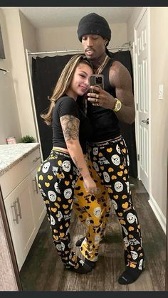 Matching Halloween Pjs For Couples, Matching Pjs Halloween, Halloween Pajamas Couple, Matching Halloween Pajamas Couples, Matching Pjs Couples, Couple Goal Matching Outfits, Couple Halloween Costumes Relationship Goals, Matching Halloween Pajamas, Matching Pajamas For Couples