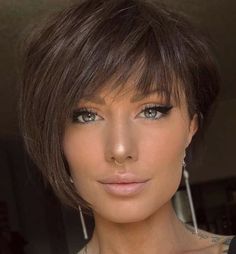 Short Hairstyles That Are Always in Style Asymetrical Haircut, Haircut Tip, Asymmetrical Bob Haircuts, Asymmetrical Haircut, Asymmetrical Hairstyles, Asymmetrical Bob, Bob Haircut With Bangs