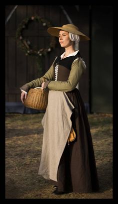 Tudor Costume 17th Century Fashion Peasant, 17th Century Dress, Interview Outfits, Fancy Skirts, Fest Outfits