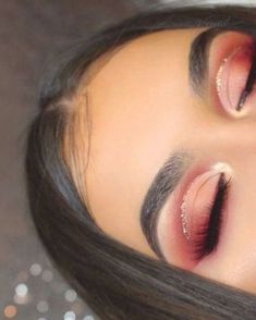 Red Eye Makeup Looks, Red Eyeshadow Makeup, Demon Makeup, Red Makeup Looks, Quinceanera Makeup, Maquillage Yeux Cut Crease, Make Up Designs, Red Eye Makeup, Eye Makeup Looks