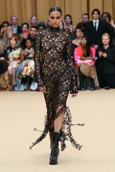 Fall 2023 Runway, Thrifting Clothes, 2023 Fashion, Roberto Cavalli