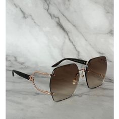 Brand New Gucci Gg1562s Rimless Oversized Sunglasses. 100% Uva/Uvb Protected. Rose Gold Frame With Brown Gradient Lens. Size 62-17-140. Comes With Gucci Jewel Toned Case, Cloth, Satin Pouch, And Authenticity Card. 100% Authentic. Made In Japan. Retail Price $650. Luxury Rimless Shield Sunglasses With Gradient Lenses, Elegant Rimless Shield Sunglasses With Gradient Lenses, Chic Brown Rimless Sunglasses, Gucci Luxury Shield Sunglasses With Gradient Lenses, Gucci Luxury Shield Sunglasses For Summer, Luxury Gucci Shield Sunglasses For Summer, Summer Gucci Luxury Shield Sunglasses, Luxury Rimless Shield Sunglasses, Designer Rimless Summer Sunglasses