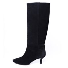 These boots with pointed toe and straight shaft can accompany you from morning till night. The 5.5 cm kitten heel is elegant but comfortable, perfect to party all night long or for a formal lunch with colleagues. Our style advice? Wear it with a black dress and slouch blazer during the day, make them sparkle in the night with a sequin skirt and a silk shirt. Choose the calf circumference and height that best fit you, click the button above to get to know how to correctly measure your calf. Detai Evening Knee-high Boots With Sculpted Heel And Wide Calf, Evening Knee-high Boots With Sculpted Heel For Wide Calf, Sleek Low Heel Party Boots, Elegant Low Heel Boots With Suede Lining, Low Heel Boots For Evening In Fall, Winter Formal Knee-high Boots With Sculpted Heel, Formal Winter Knee-high Boots With Sculpted Heel, Fitted Low Heel Boots For Formal Occasions, Formal Fitted Low Heel Boots