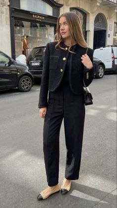 Classic Style Outfits, Skandinavian Fashion, Nashville Outfits, Flats Outfit, Chique Outfits, Corporate Outfits, Neue Outfits, Elegante Casual, Chic Outfit