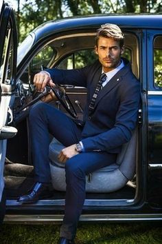 Men Cars Photography, Jacey Elthalion, A Man In A Suit, Man In A Suit, Mens Photoshoot Poses, Male Models Poses, Portrait Photography Men, Men Photoshoot, Men With Street Style