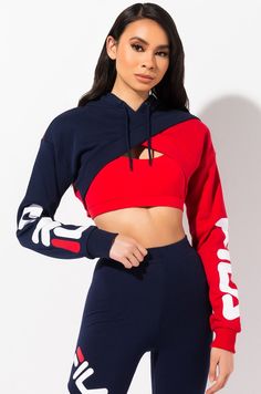 Tee Photoshoot, Knit Edging, Sportwear Outfit, Athletic Wear Fashion, Estilo Fitness, Sports Wear Women, Two Piece Jumpsuit, Crop Hoodie, Crop Top Sweater