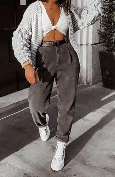 Instagram Baddie, Trending Fashion Outfits, Outfit Trends, Mode Vintage, Mode Inspiration, Looks Vintage, Retro Outfits