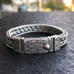 Men's Sterling Silver Fleur De Lis Wide Braided Bracelet Metal Type: 925 Sterling Silver Gender: For Men Style: Punk Width: 11 mm Thickness: 5 mm Length: 19 cm / 20 cm / 21 cm / 22 cm / 23 cm Weight: 68 g / 72 g / 74 g / 76 g / 78 g Bracelet Metal, Braided Bracelet, Style Punk, Gift For Husband, Bracelet For Men, Sterling Silver Mens, Braided Bracelets, Metal Bracelets, Gifts For Husband