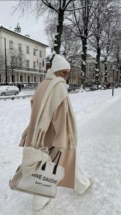 Winter Aesthetics, Paris Winter, Skandinavian Fashion, Winter Mode, American Girls, Outfits Winter, Winter Aesthetic