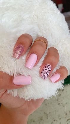 Summer Leopard Nails Hot Pink, Flower Dip Nail Designs, Trendy Square Nail Designs, Nail Ideas Acrylic Coffin Short, Nails Shots, Colorful Nail Art Designs, Nail Designs In Pink, Trendy Nails Coffin, Pink Leopard Nails