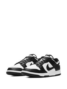 Nike dunk panda sneaker Panda Sneakers, Nike Tenis, Black Nike Sneakers, Mode Zara, Men Sneakers, Retro Sneakers