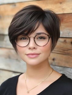 Feminine Short Hair Styles You’ll Adore