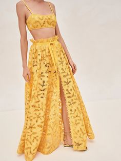 The Dilara Skirt offers a versatile and romantic flair with its detailed lace craftsmanship. Designed to be worn with or without its accompanying slip, it allows for customizable styling – choose full coverage or a hint of allure. It's perfect for pairing with the Riva Top for a seamless ensemble. Skirts Fall, Travel Skirt, Miu Miu Dress, Yellow Pants, Perfect Summer Outfit, Yellow Outfit, A Line Mini Skirt, Color Crush, Printed Midi Skirt